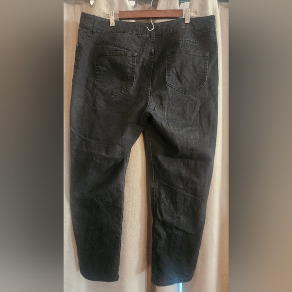 Black Denim Women's Jeans - Picture 2 of 4